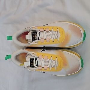 Women's Nike Infinity Ace next nature spikeless golf shoe.